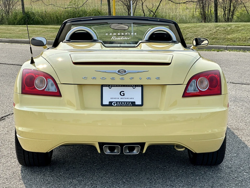 2007 Chrysler Crossfire - Image 20 of 31