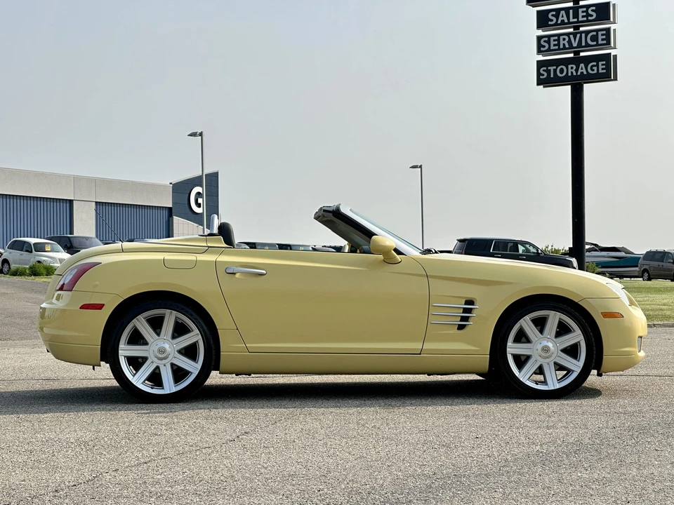 2007 Chrysler Crossfire - Image 22 of 31