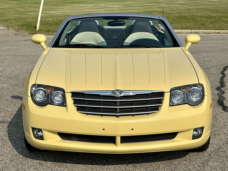 2007 Chrysler Crossfire - Image 24 of 31