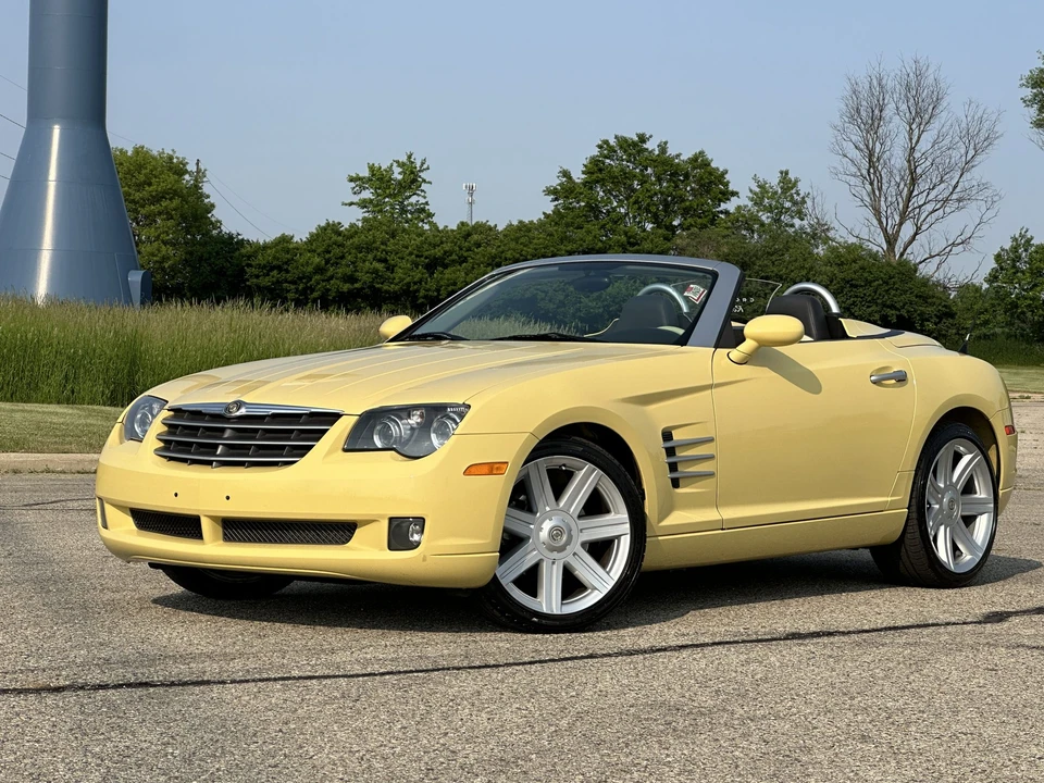2007 Chrysler Crossfire - Image 13 of 31