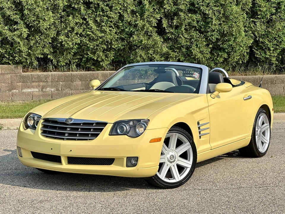 2007 Chrysler Crossfire - Image 2 of 31