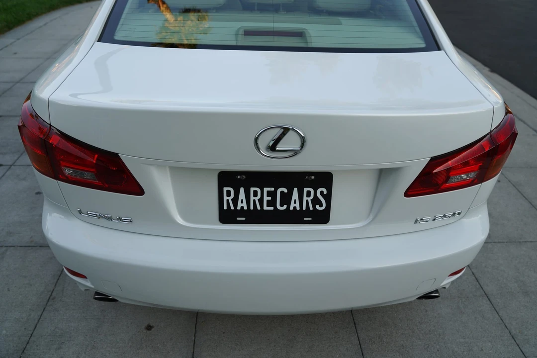 2007 Lexus IS 2nd Gen - Image 27 of 31
