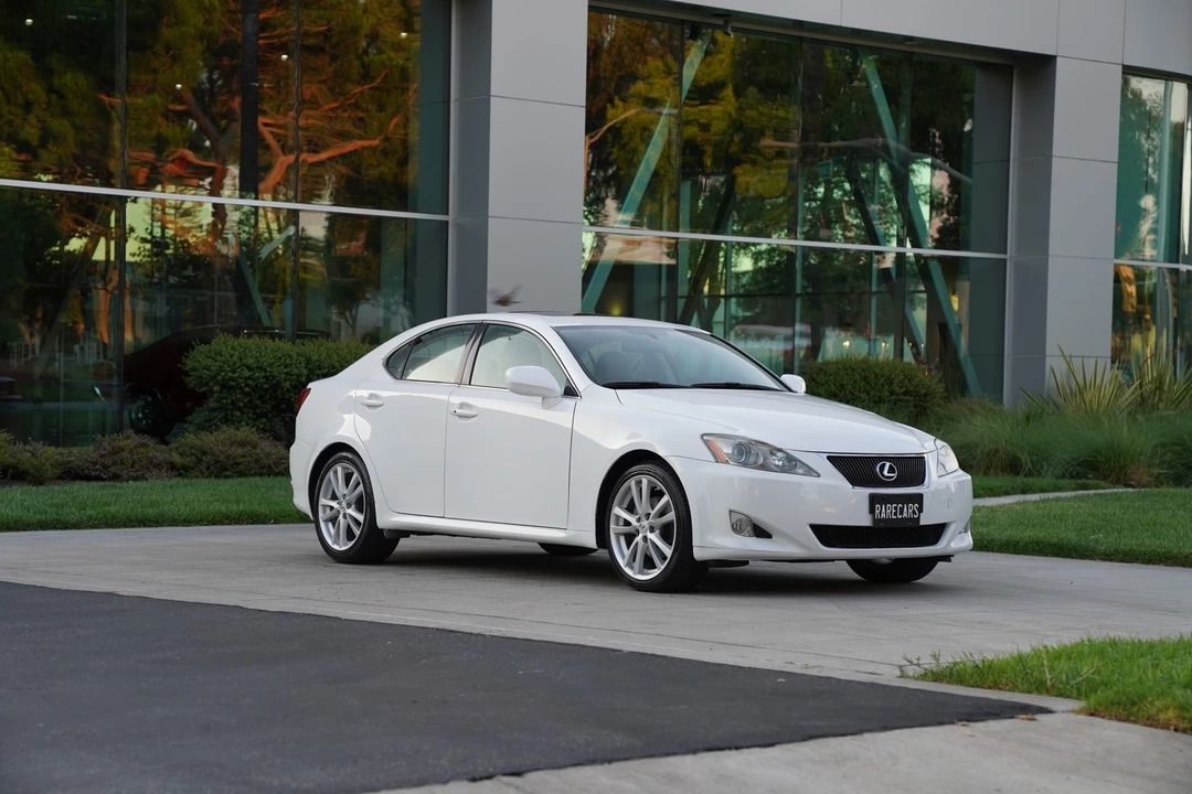 2007 Lexus IS 2nd Gen - Image 8 of 31