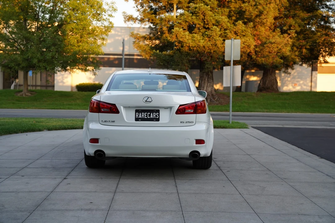 2007 Lexus IS 2nd Gen - Image 13 of 31