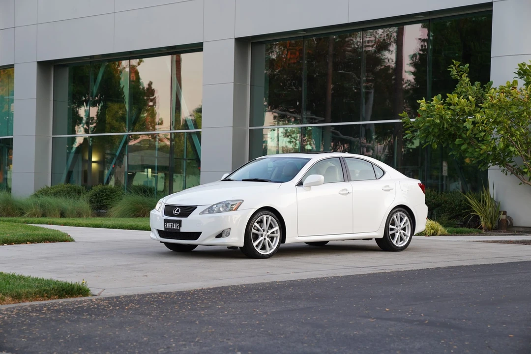 2007 Lexus IS 2nd Gen - Image 3 of 31