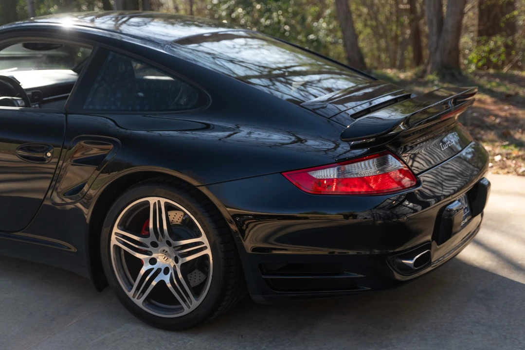 2007 Porsche 997 Turbo - Image 24 of 31