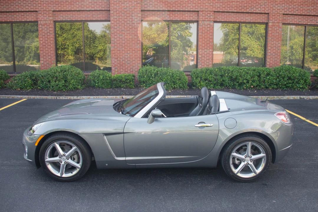 2007 Saturn Sky Red Line - Image 15 of 31