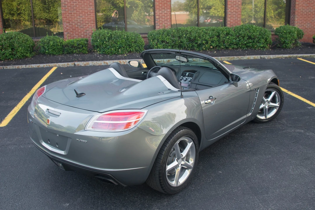 2007 Saturn Sky Red Line - Image 24 of 31