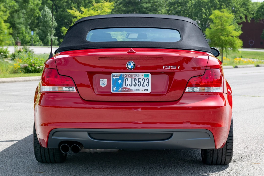 2008 BMW E82 135i & 135is - Image 13 of 31