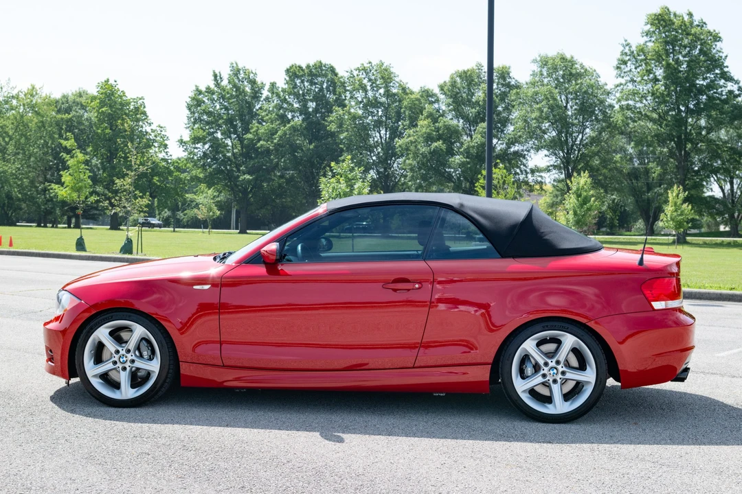 2008 BMW E82 135i & 135is - Image 11 of 31