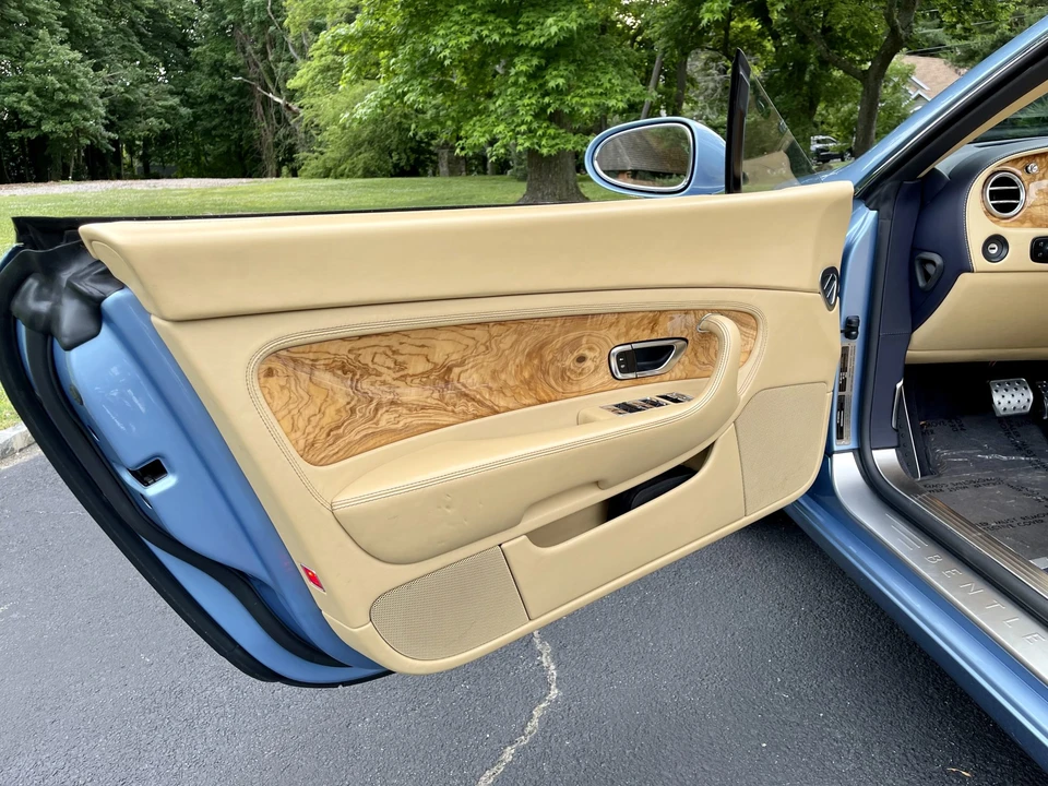2008 Bentley Continental GTC - Image 26 of 31