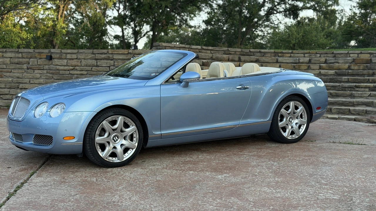 2008 Bentley Continental GTC - Image 24 of 31