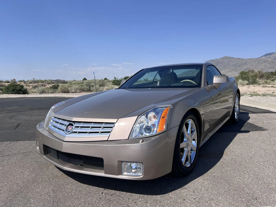 2008 Cadillac XLR - Image 20 of 31