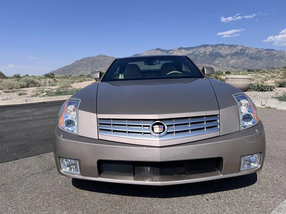 2008 Cadillac XLR - Image 22 of 31