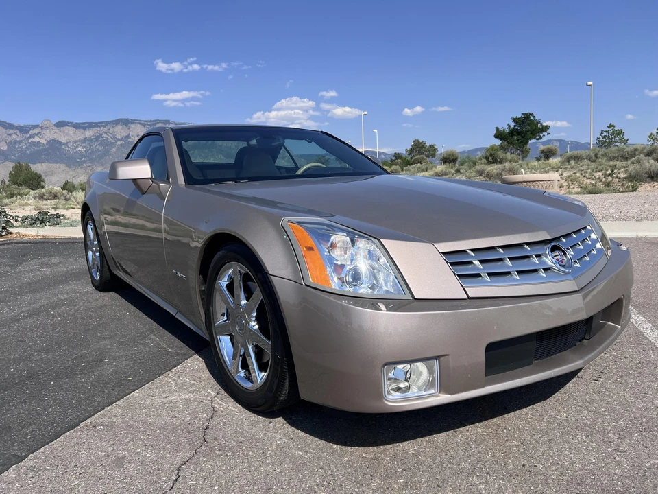 2008 Cadillac XLR - Image 28 of 31