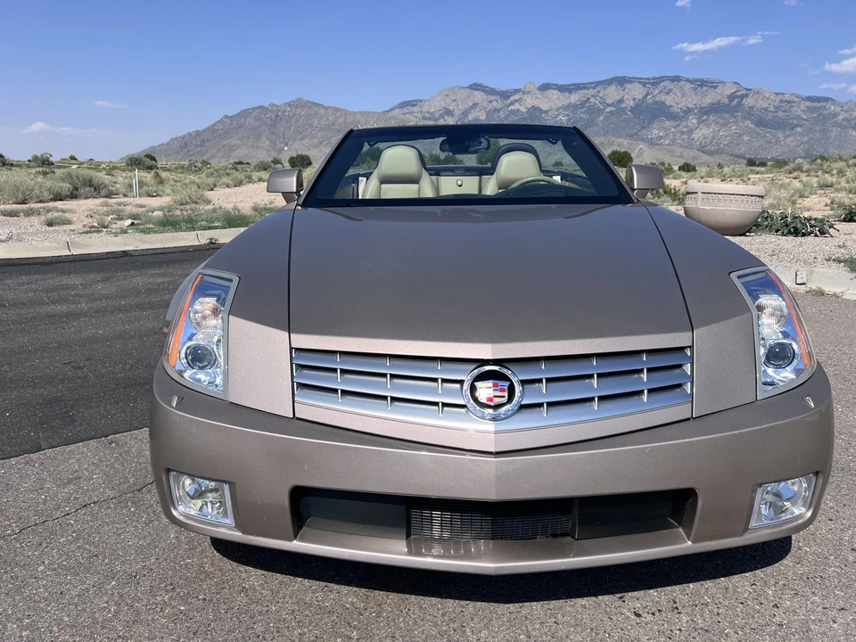 2008 Cadillac XLR - Image 4 of 31
