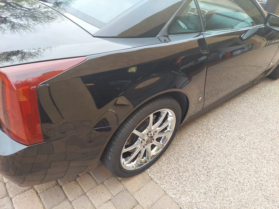 2008 Cadillac XLR-V - Image 16 of 31