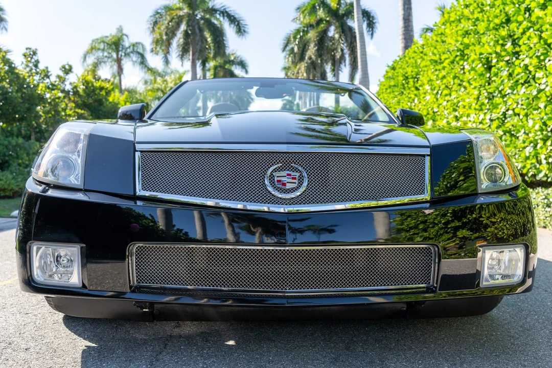 2008 Cadillac XLR-V - Image 20 of 31