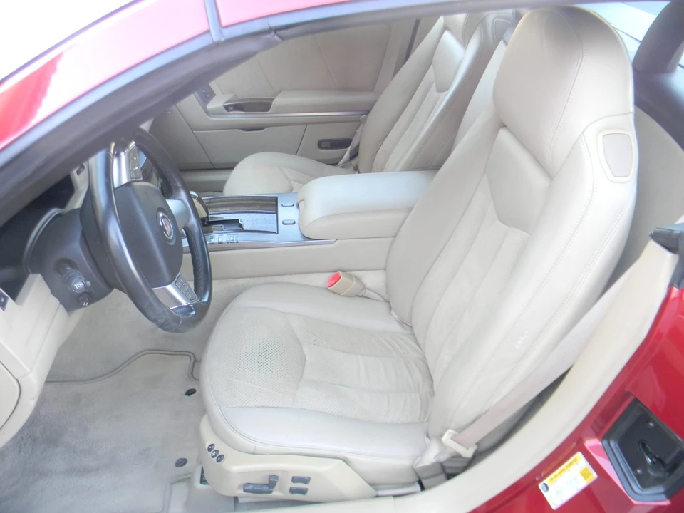 2008 Cadillac XLR-V - Image 31 of 31