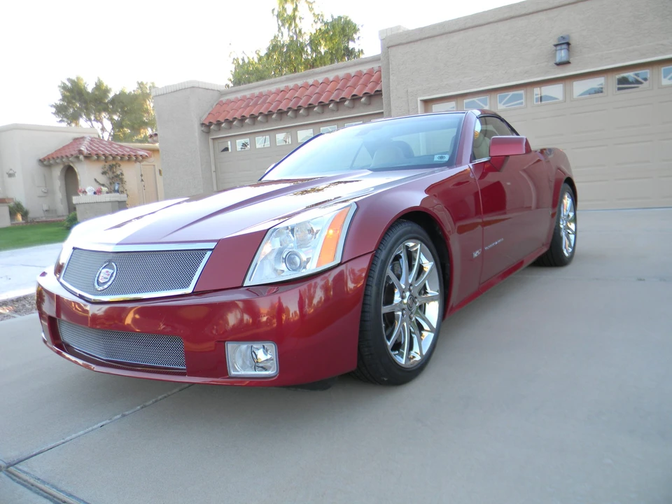 2008 Cadillac XLR-V - Image 3 of 31