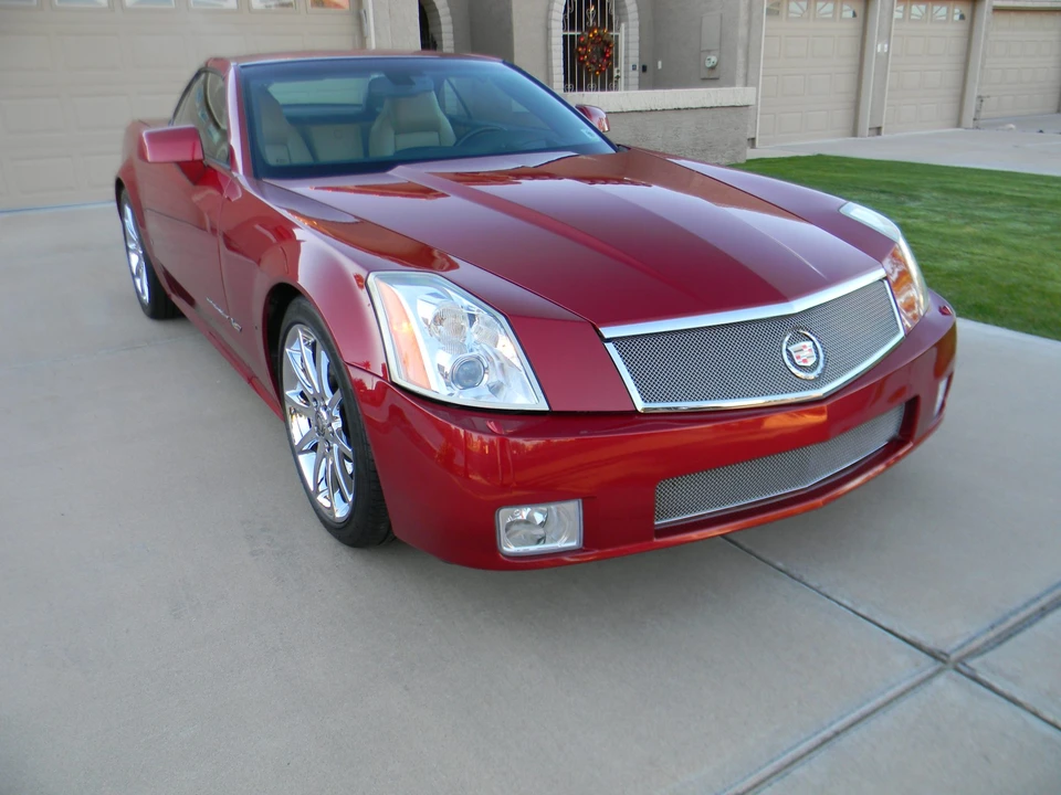 2008 Cadillac XLR-V - Image 18 of 31