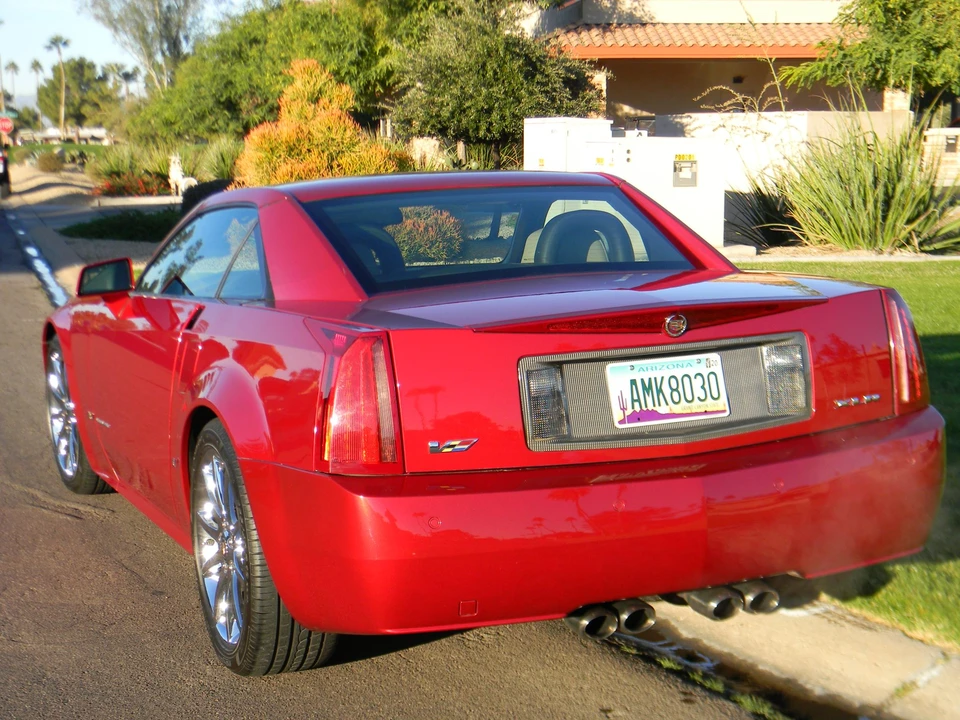 2008 Cadillac XLR-V - Image 9 of 31