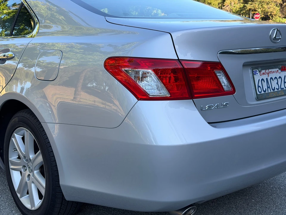 2008 Lexus ES 5th Gen - Image 19 of 31