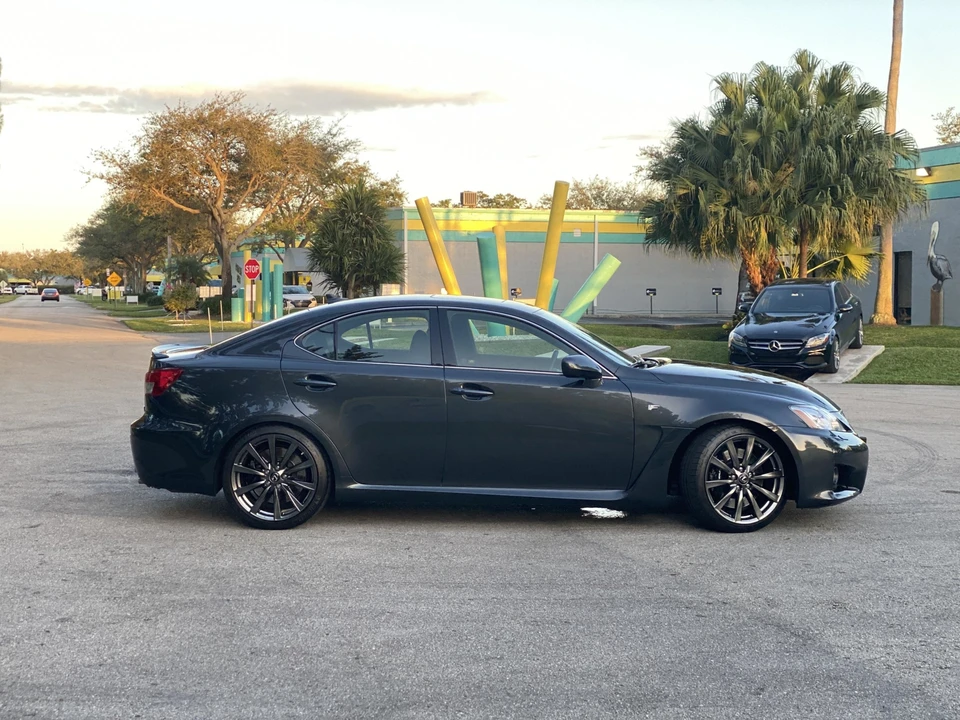 2008 Lexus IS F 2nd Gen - Image 17 of 31