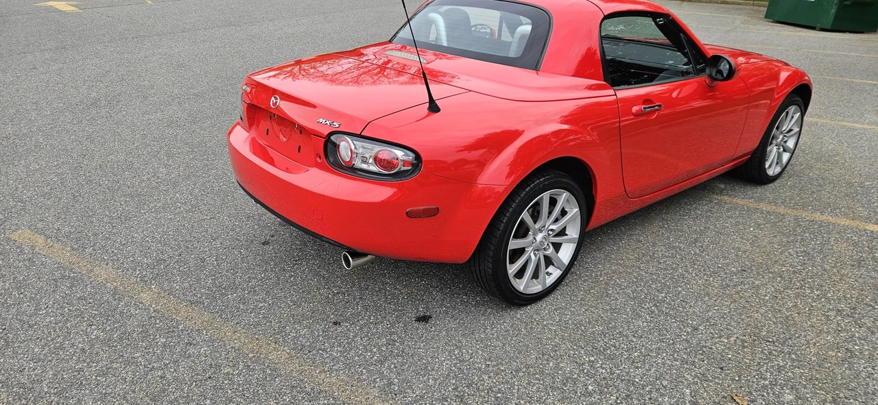2008 Mazda NC MX-5 Miata - Image 8 of 31