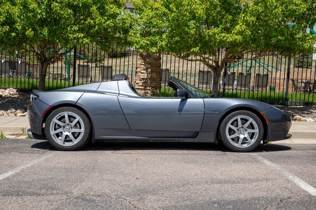 2008 Tesla Roadster - Image 8 of 31