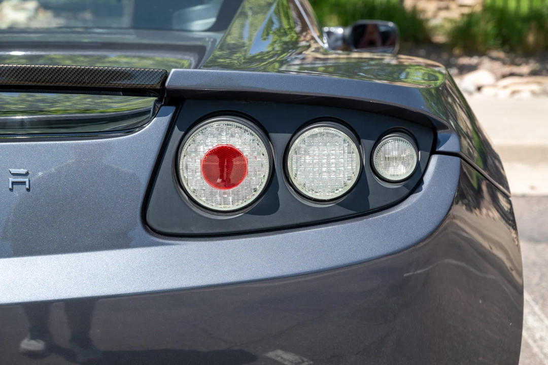 2008 Tesla Roadster - Image 30 of 31
