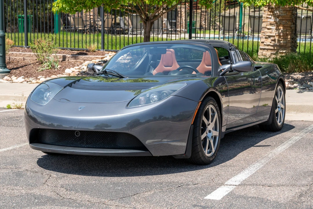 2008 Tesla Roadster - Image 2 of 31