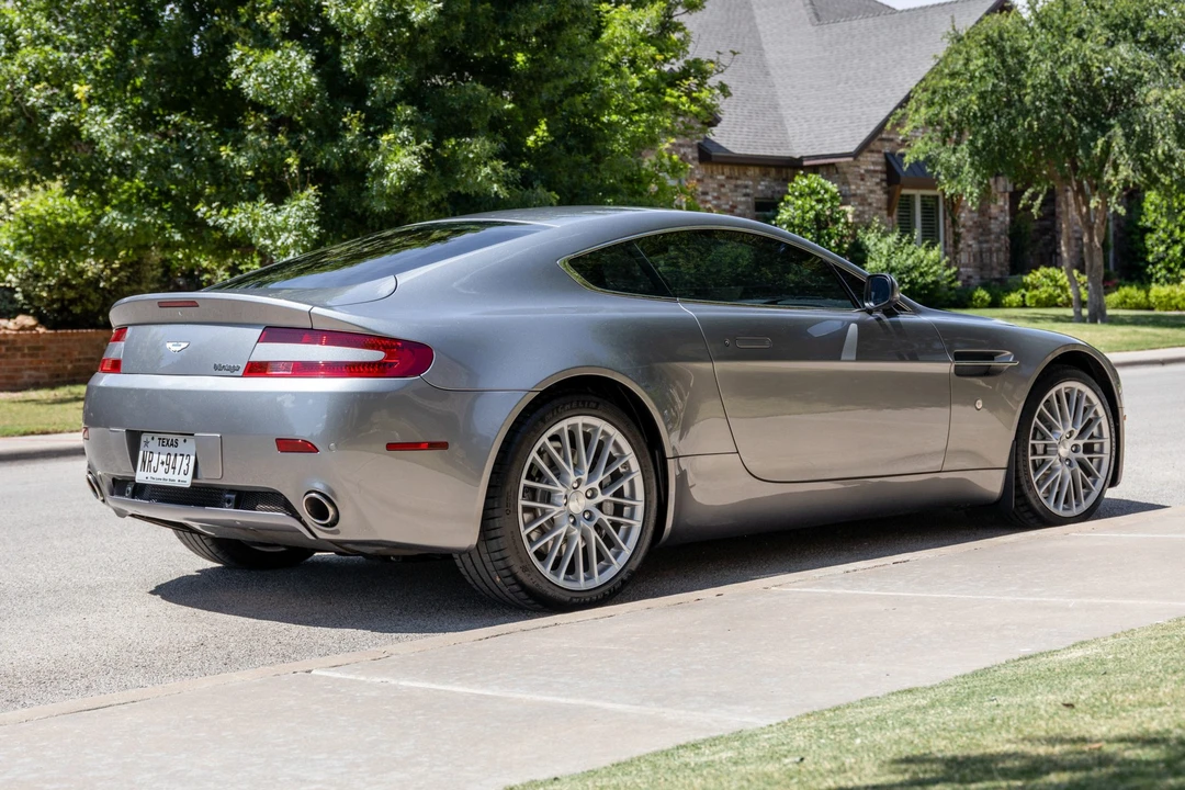 2009 Aston Martin V8 Vantage (2006-2017) - Image 6 of 31