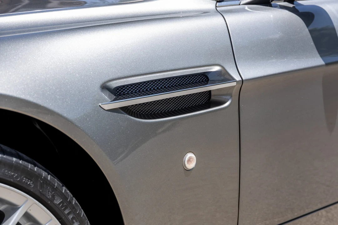 2009 Aston Martin V8 Vantage (2006-2017) - Image 17 of 31