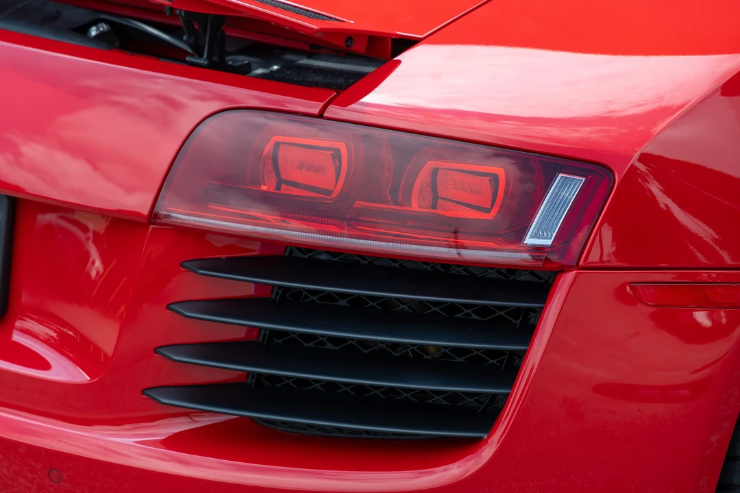 2009 Audi 42 R8 - Image 25 of 31