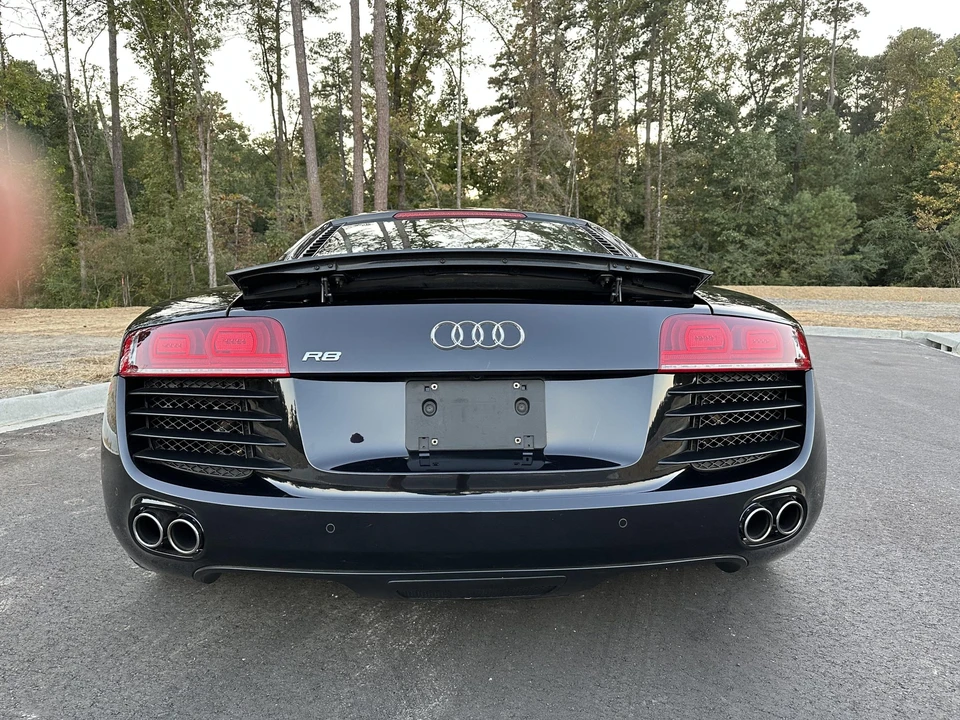 2009 Audi 42 R8 - Image 25 of 31