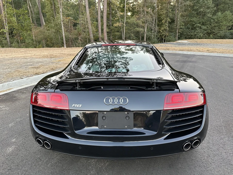 2009 Audi 42 R8 - Image 26 of 31