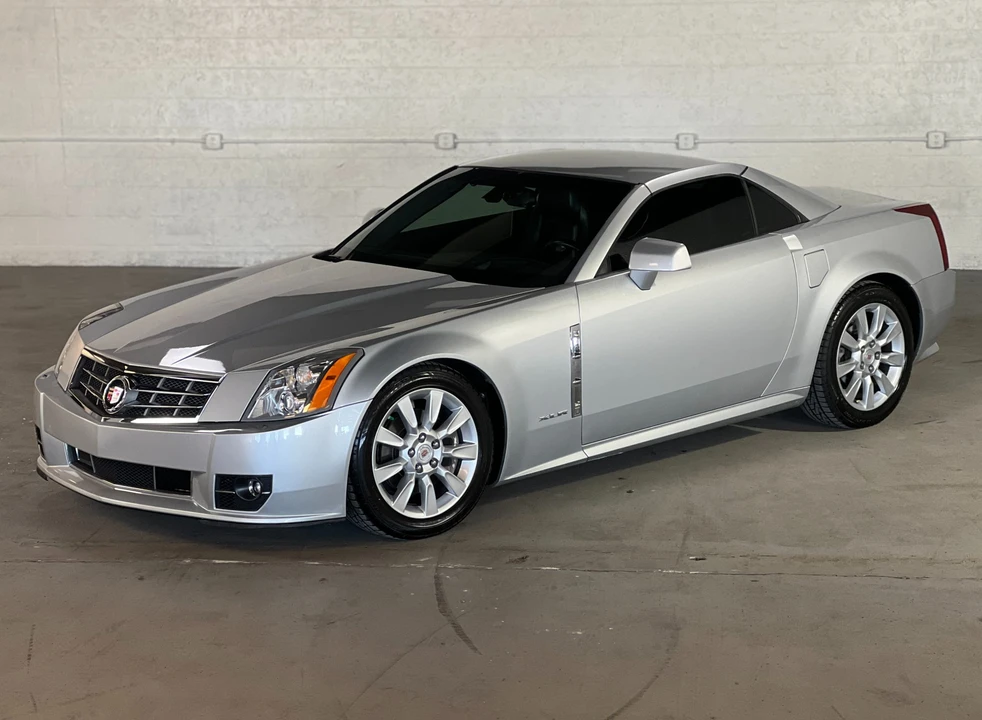 2009 Cadillac XLR - Image 11 of 31