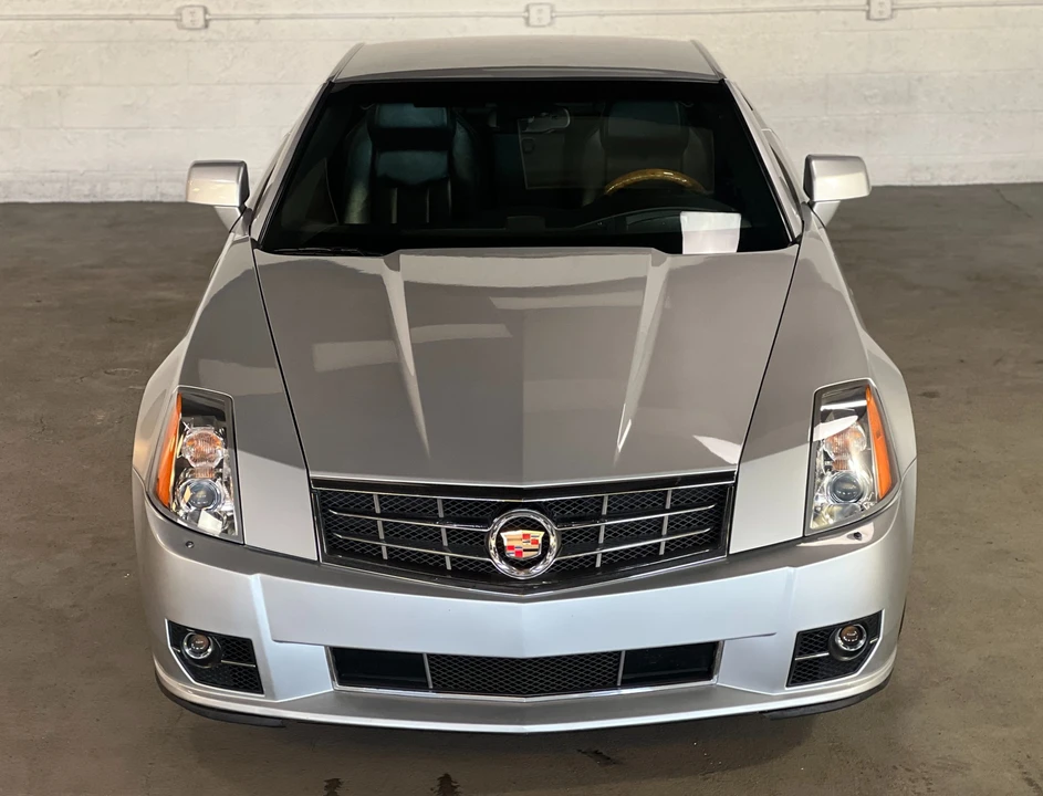 2009 Cadillac XLR - Image 4 of 31