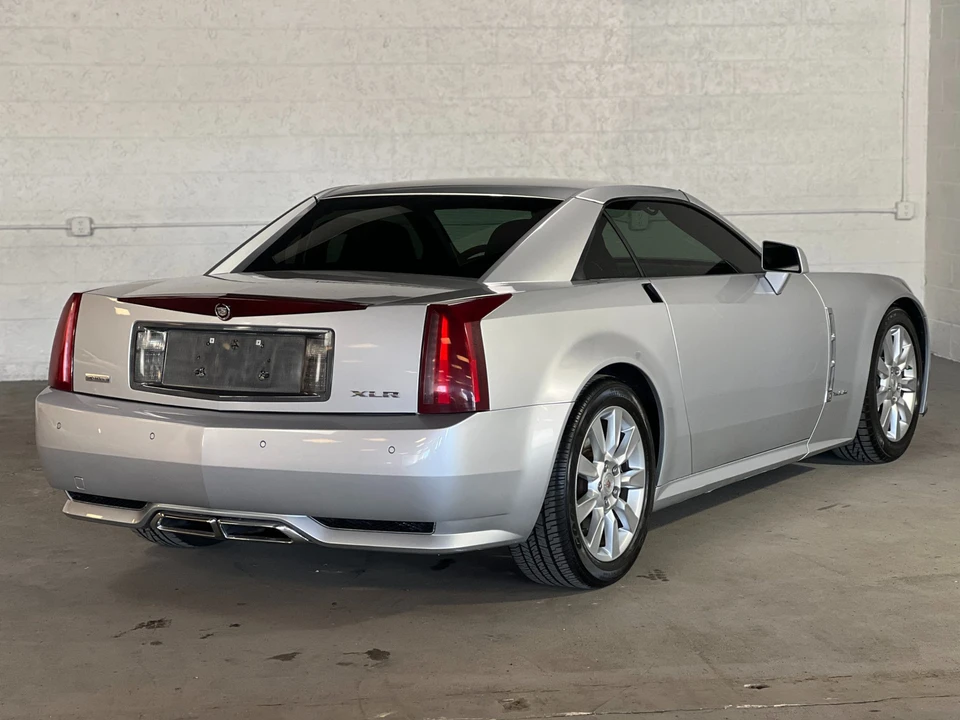 2009 Cadillac XLR - Image 27 of 31