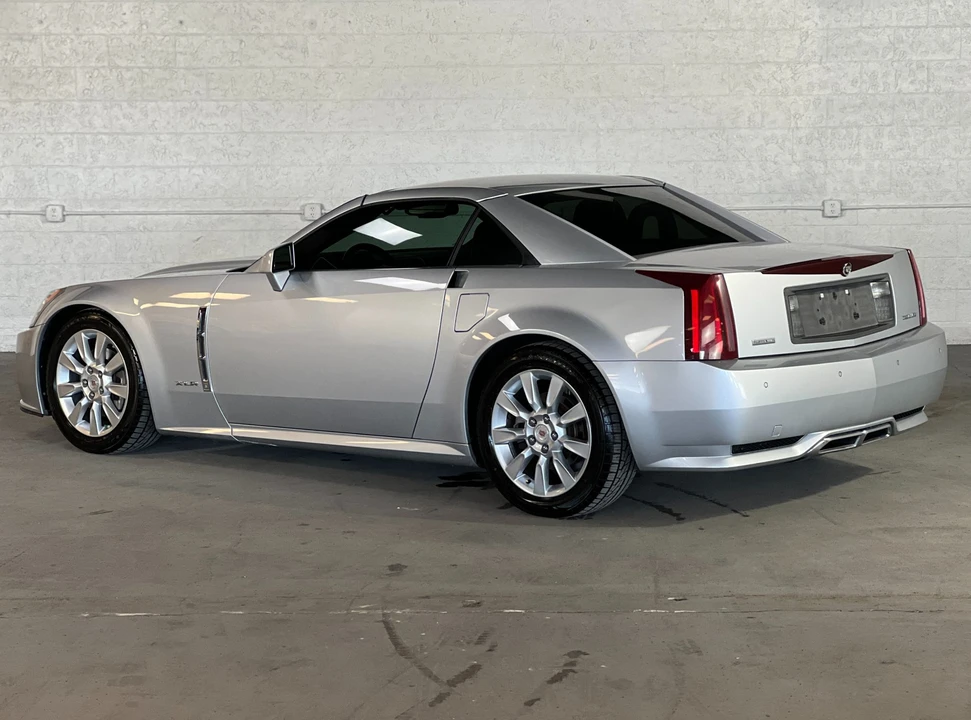 2009 Cadillac XLR - Image 17 of 31