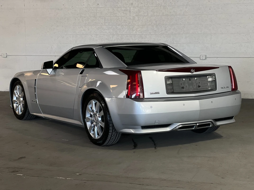 2009 Cadillac XLR - Image 21 of 31