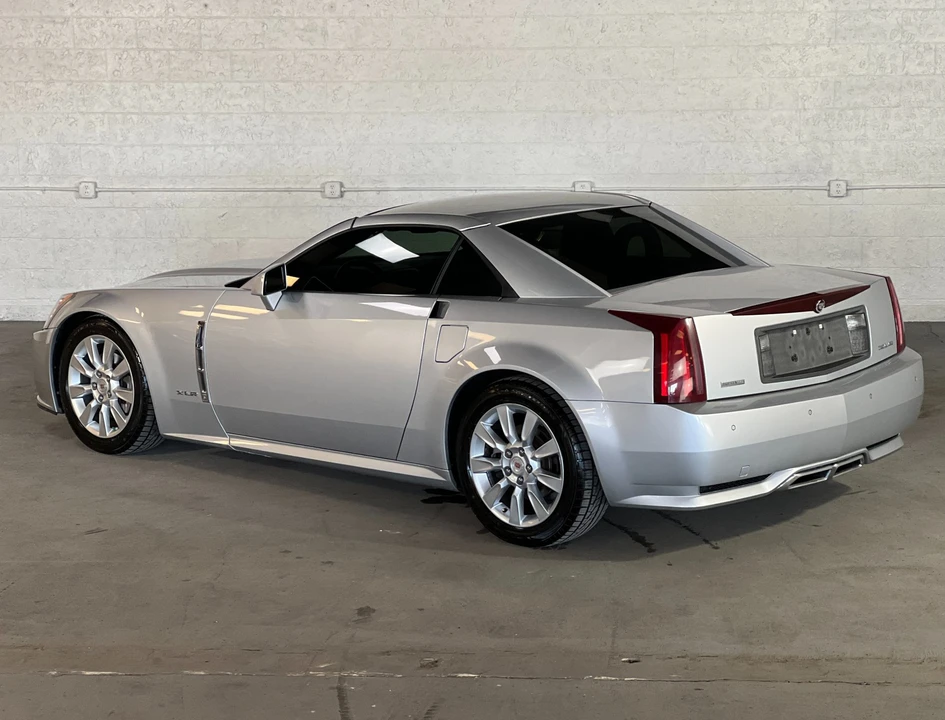 2009 Cadillac XLR - Image 18 of 31