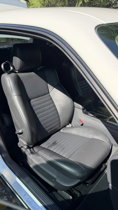 2009 Dodge Challenger 3rd Gen - Image 21 of 31