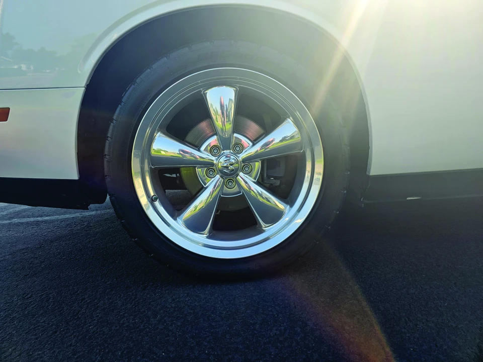 2009 Dodge Challenger 3rd Gen - Image 12 of 31