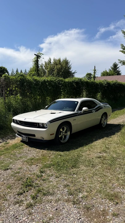 2009 Dodge Challenger 3rd Gen - Image 3 of 31