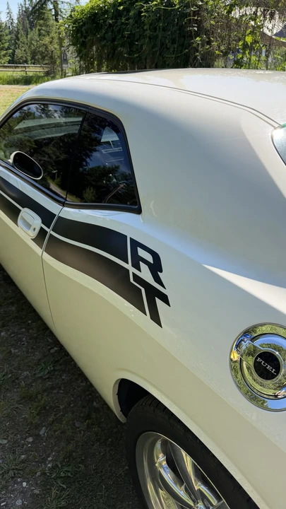 2009 Dodge Challenger 3rd Gen - Image 7 of 31