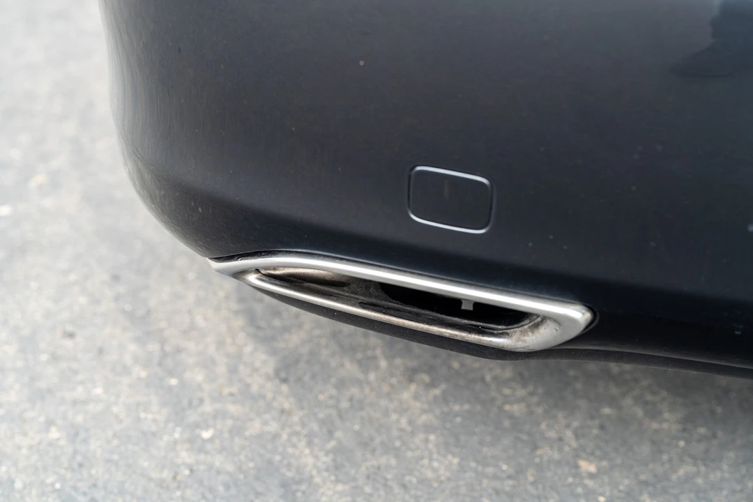 2009 Lexus LS 4th Gen - Image 18 of 31