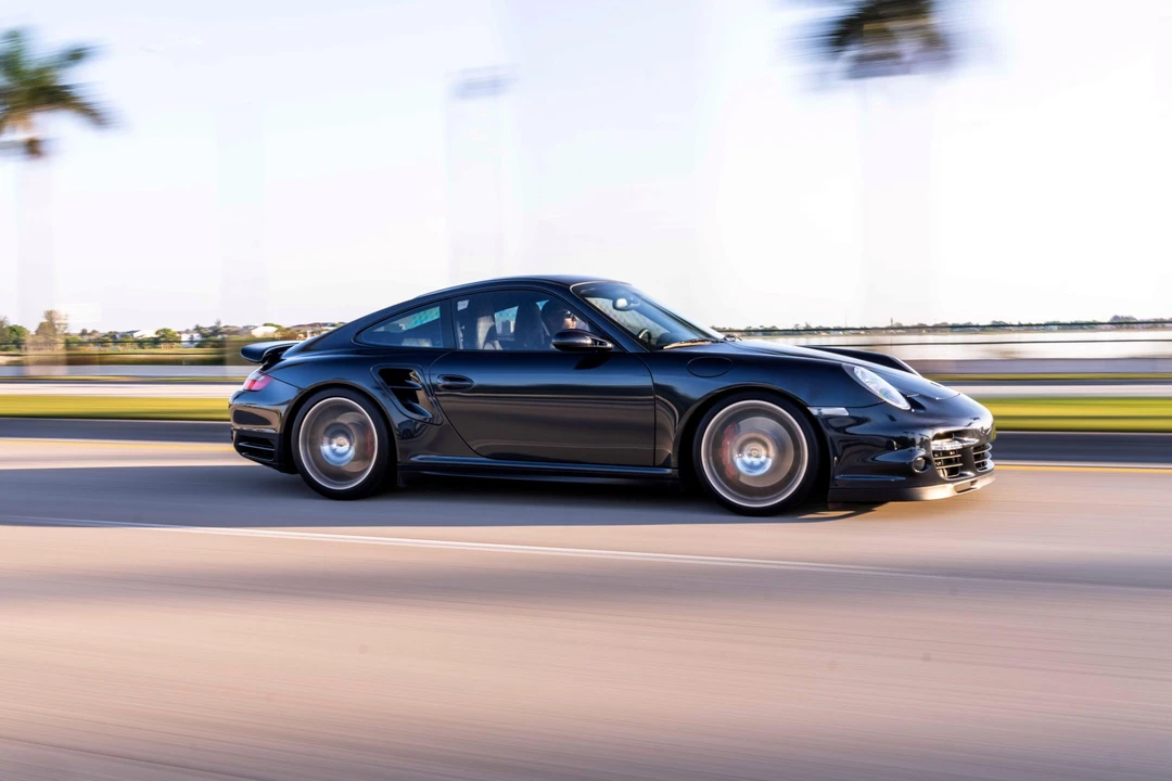 2009 Porsche 997 Turbo - Image 2 of 31