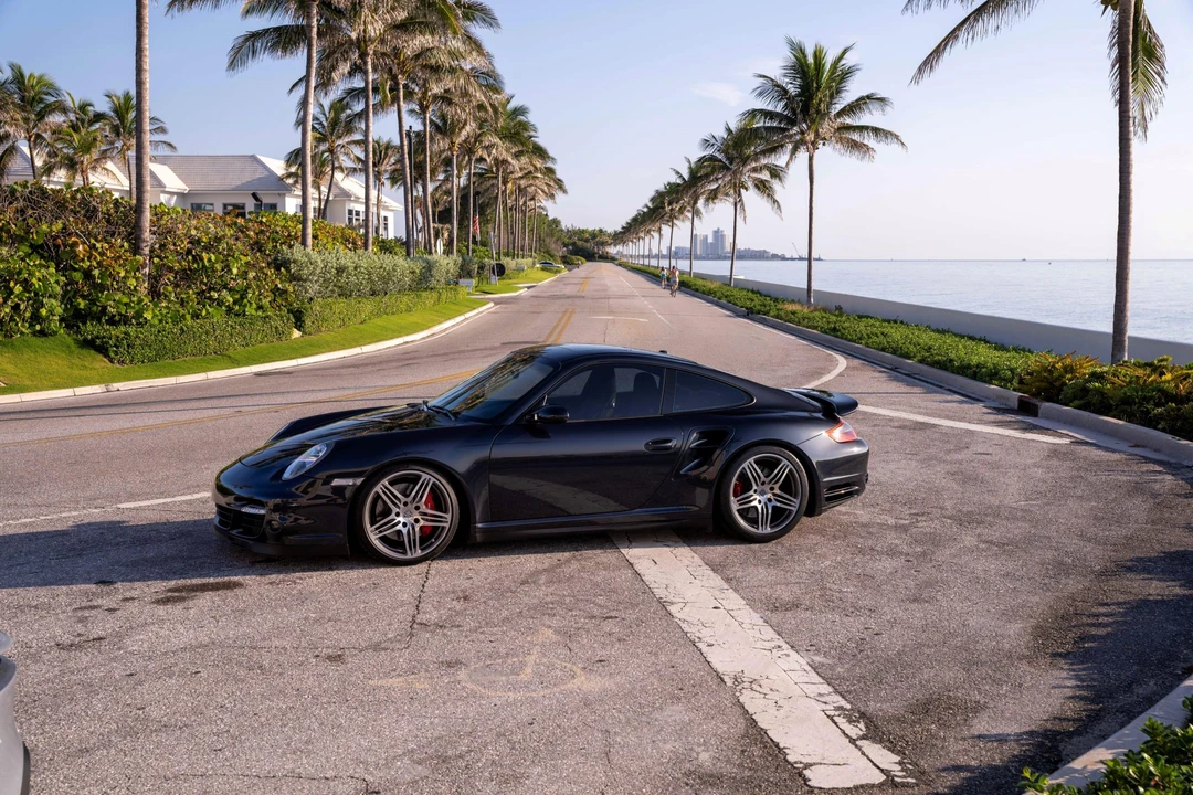 2009 Porsche 997 Turbo - Image 6 of 31